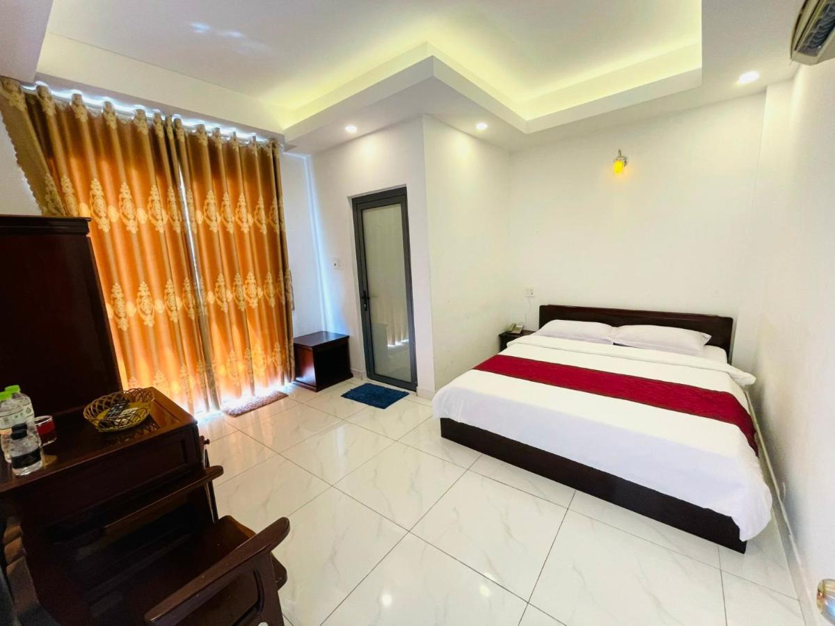 Phuong Nam Hotel Ap Tan An  Exterior photo